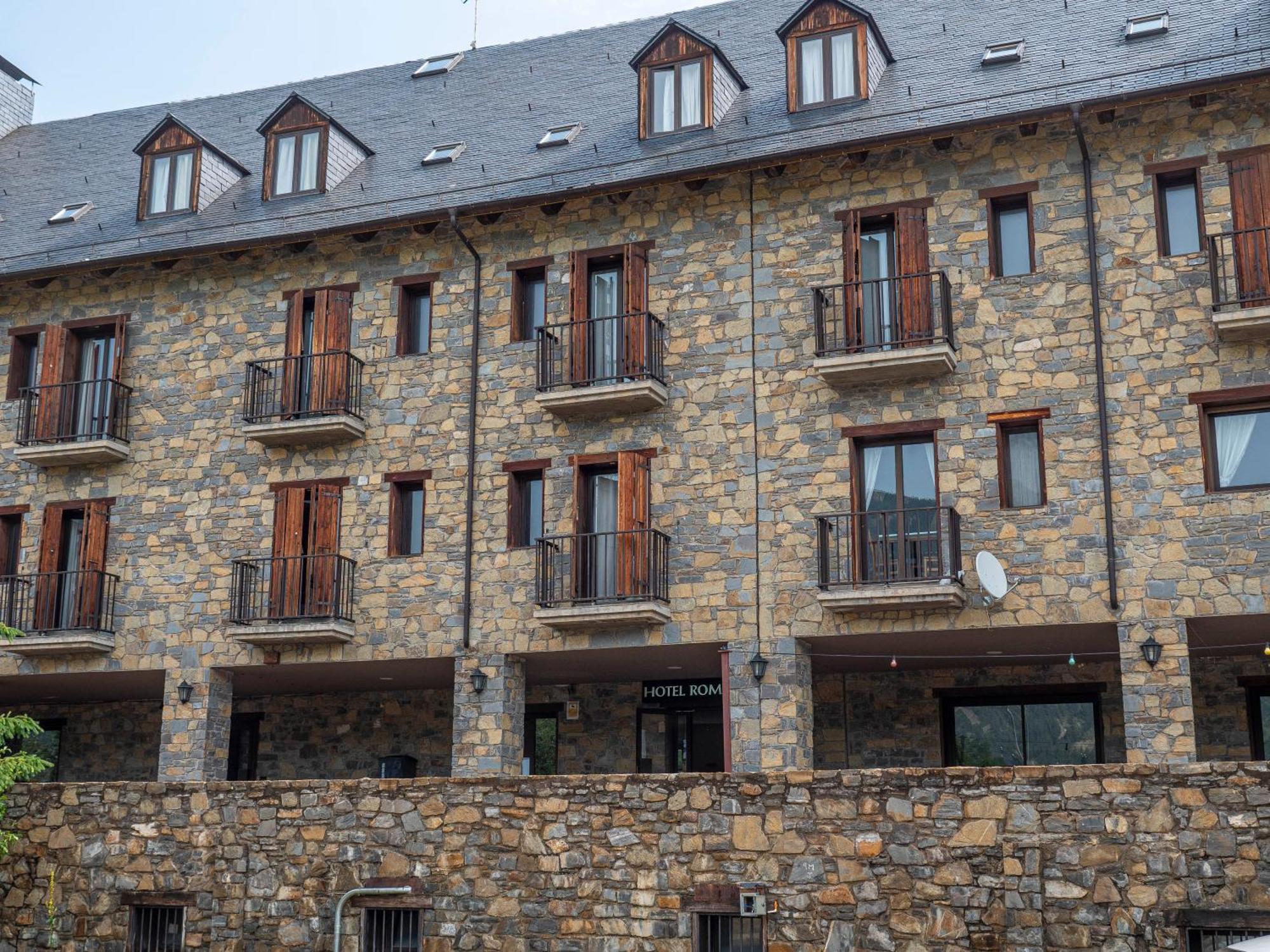 Hotel Romanic Estación Exteriér fotografie