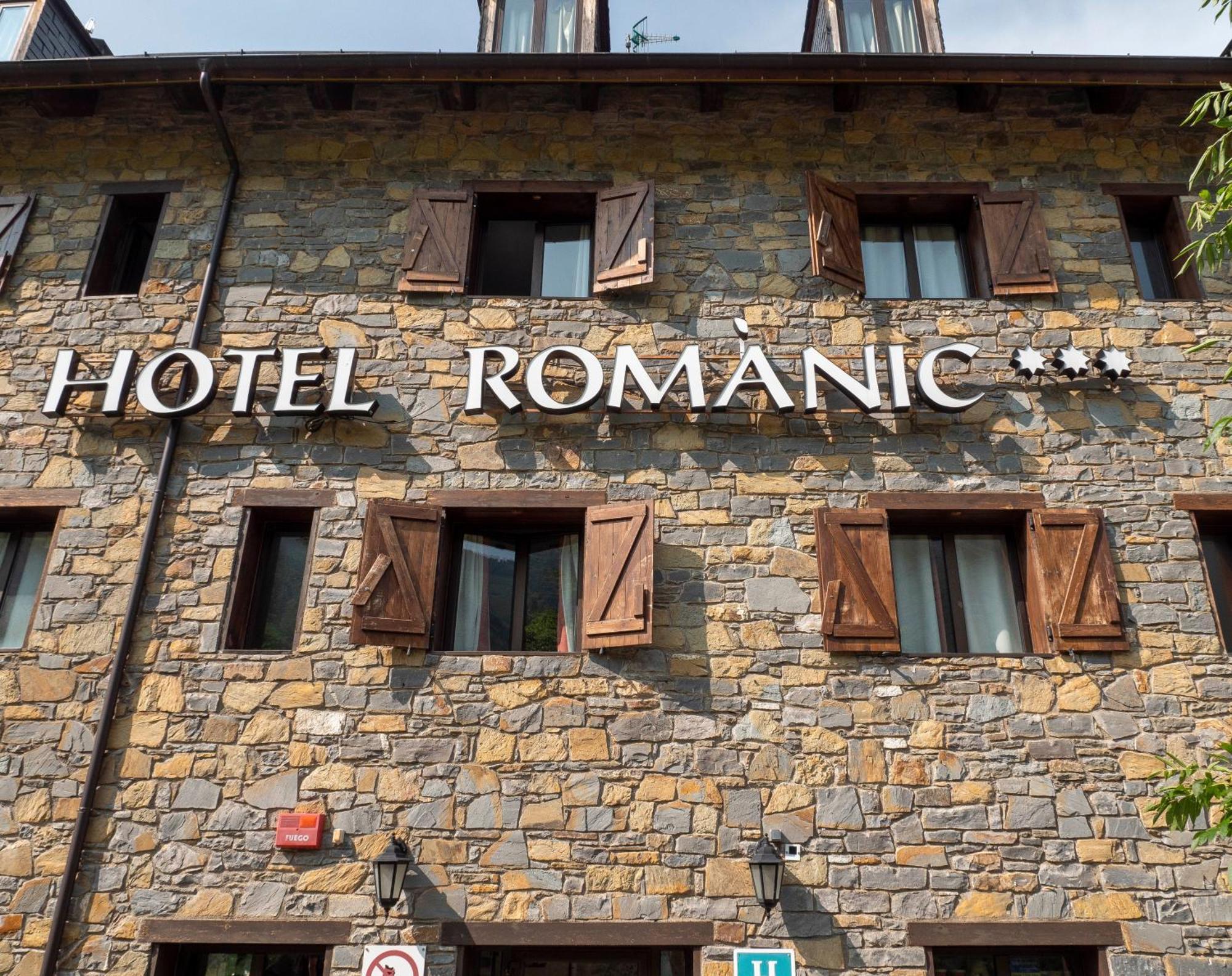 Hotel Romanic Estación Exteriér fotografie